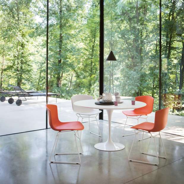 Saarinen Round Tulip Table, White Laminate (H72 D152) - Knoll - Eero Saarinen - Tables - Furniture by Designcollectors